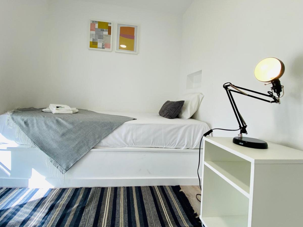 Tia Anica House I - Apartment With Terrace In Central Fuseta Beach Village מראה חיצוני תמונה