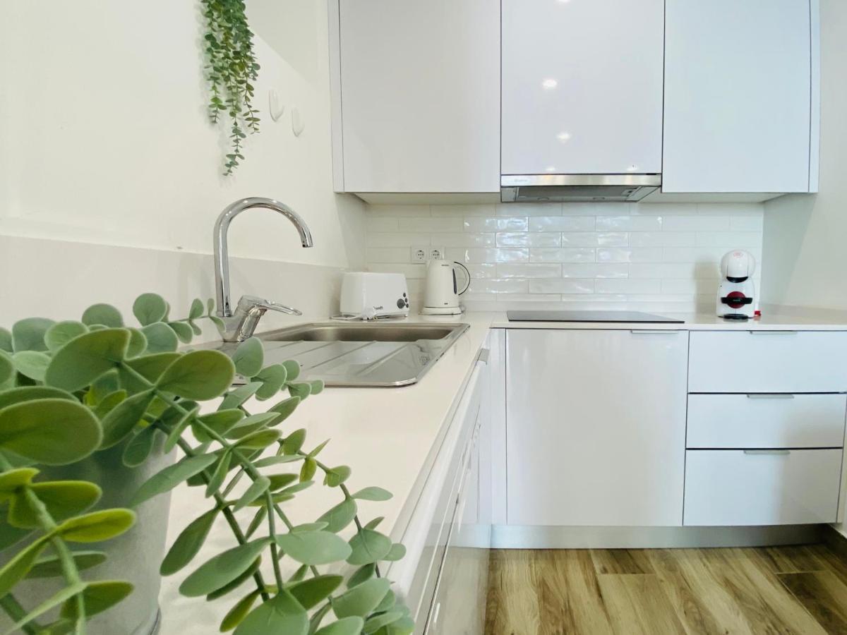 Tia Anica House I - Apartment With Terrace In Central Fuseta Beach Village מראה חיצוני תמונה